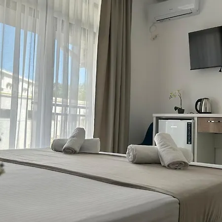 Aparthotel Amalin *