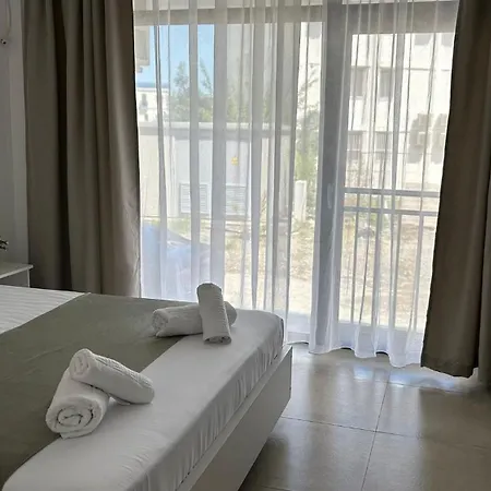 Amira Residence Apart Otel 4*