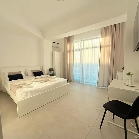 Amira Aparthotel
