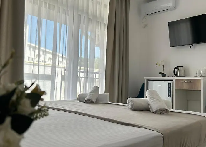 Amira Residence Апарт-готель Ефоріє-Норд