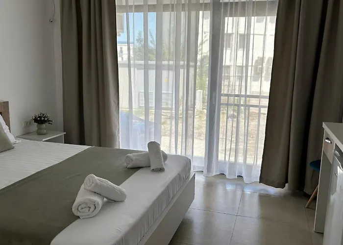 Amira Residence Апарт-готель 4*